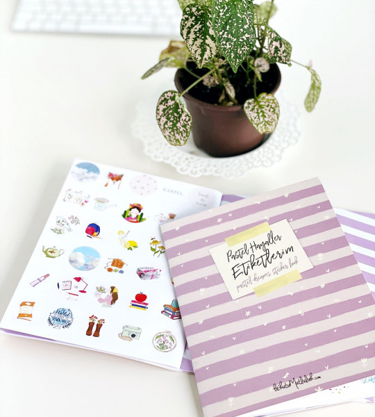 Girl Boss Sticker Book - Pastel Hayaller Etiket Kitabı